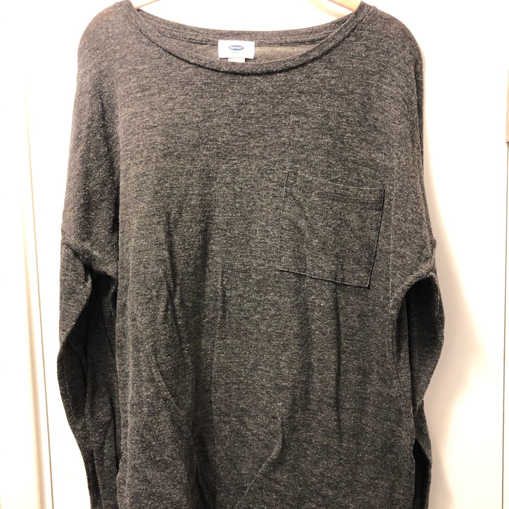 Long Sleeve Cotton T with Scoop Bottom
